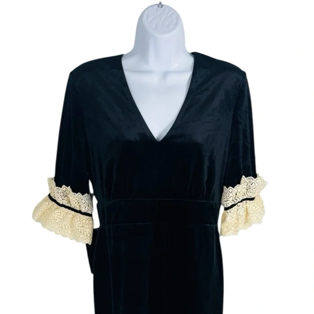 Tuckernuck Black Formal Velvet Odette Cocktail Midi Dress NWT Size M
